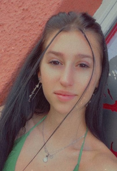 Julia - Photo 4